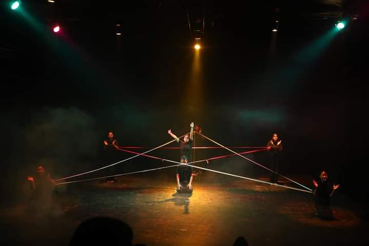 an act shows star shape made by artist