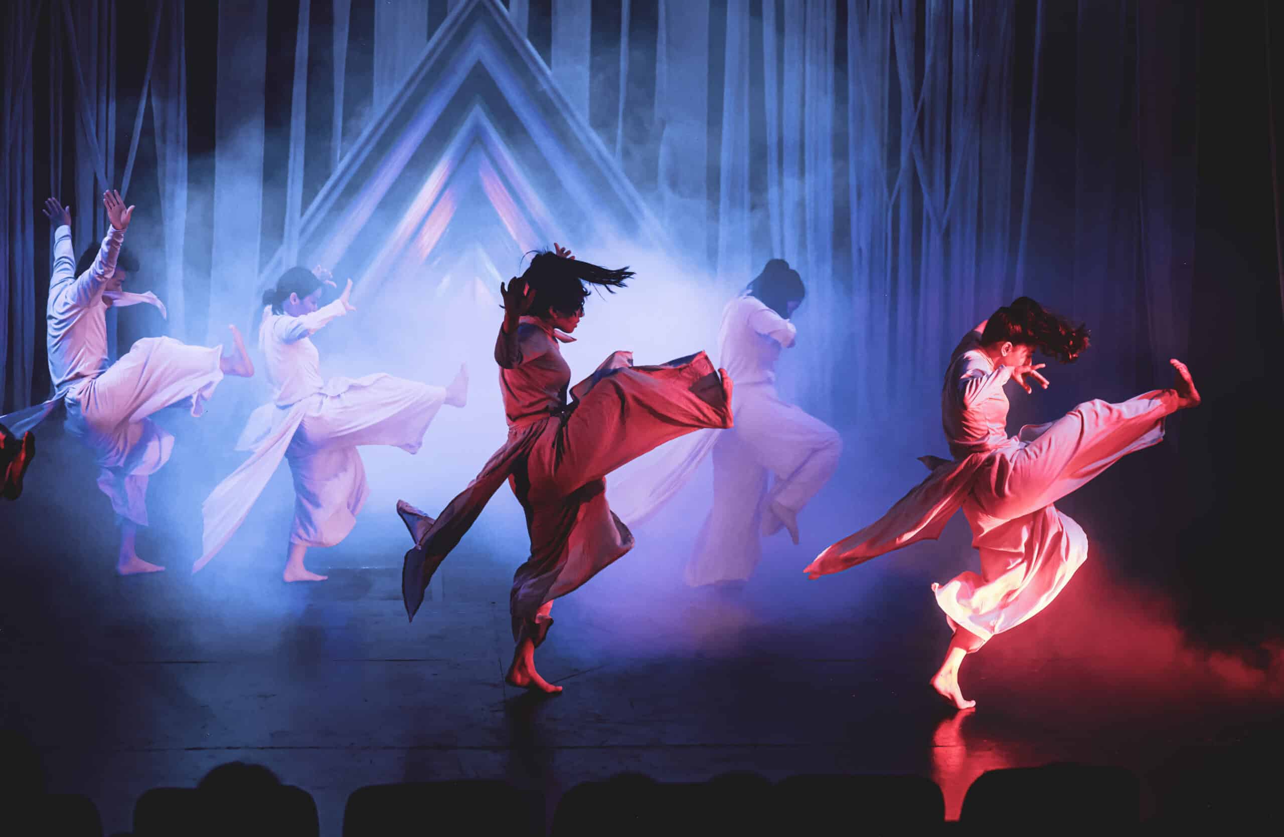 play performed by many artist showing the moves